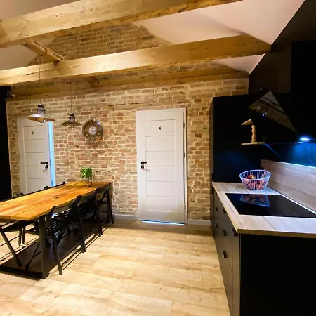 19 ホステル ソポト