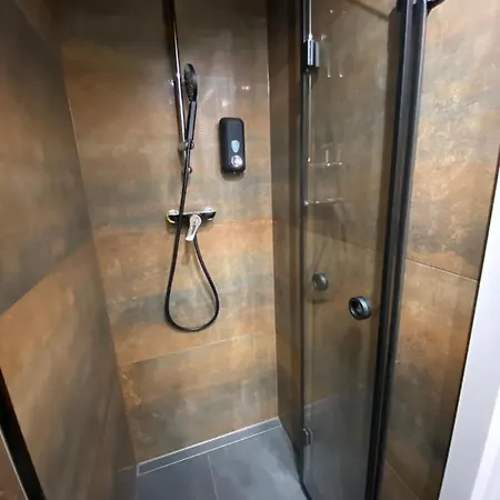 19 بيت شباب سوبوت